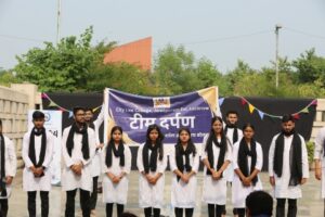 Lucknow News : यंगस्टर फाउंडेशन की ओर से नुक्क्ड़ नाटक प्रतियोगिता रखे , 'पैग़ाम जिंदगी का' विषय पर छात्र - छात्राओं ने दिखाया हुनर